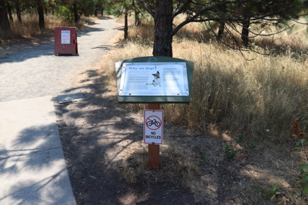 Interpretive display at trailhead – no dogs or bikes allowed on the trail